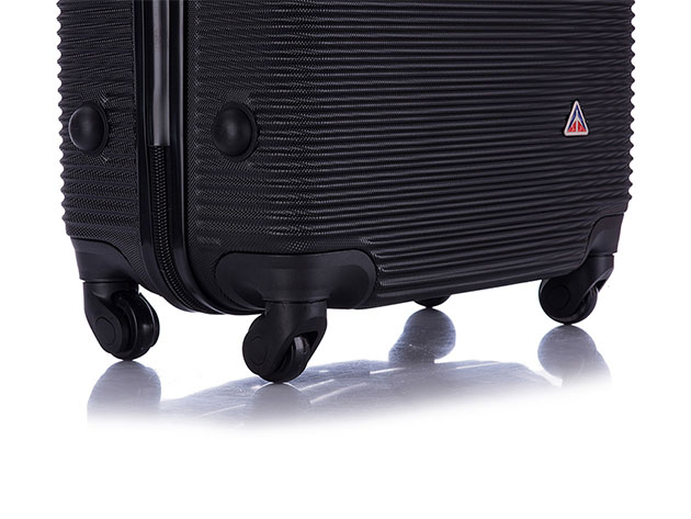 InUSA Royal Lightweight Hardside Spinner Luggage
