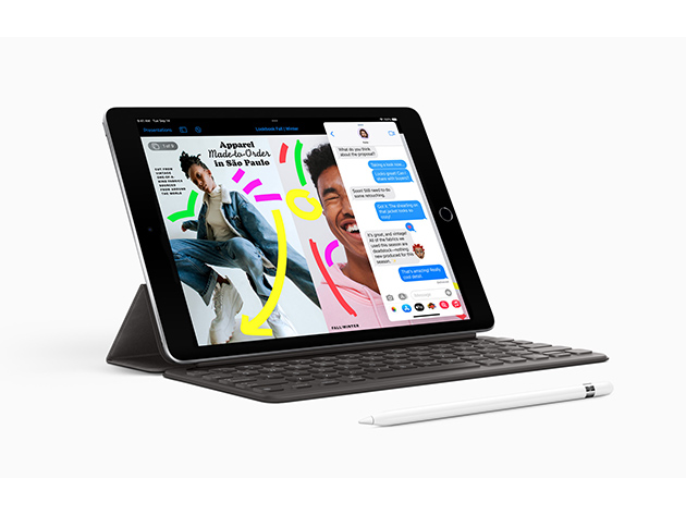 Apple iPad Air (2019) 10.5" 3rd Gen 64GB Wi-Fi Space Gray (Refurbished) & Accessories Bundle
