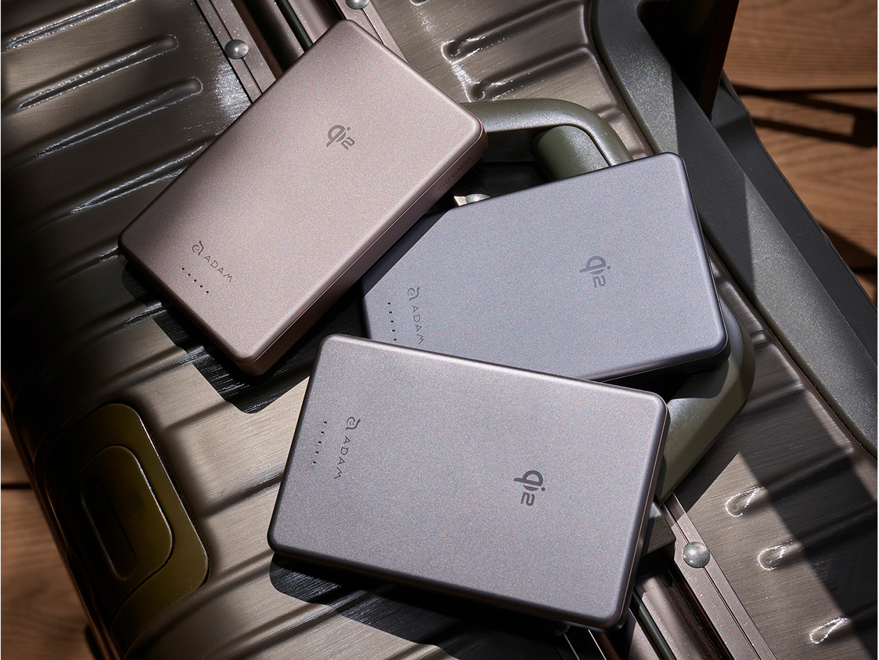 VIONTA Q10 10,000mAh Qi2 Ultra-Slim Power Bank (Titanium)