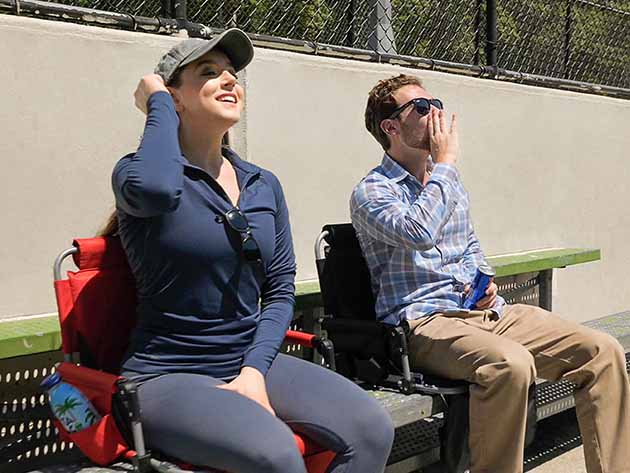 Folding Stadium Seat with Arms & Pockets (Blue)
