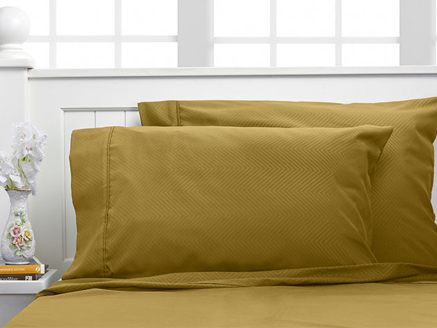 Bamboo 4-Piece Chevron Embossed Sheets (Gold/Queen)